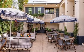 Petit Soleil - Bed, Breakfast And Bar